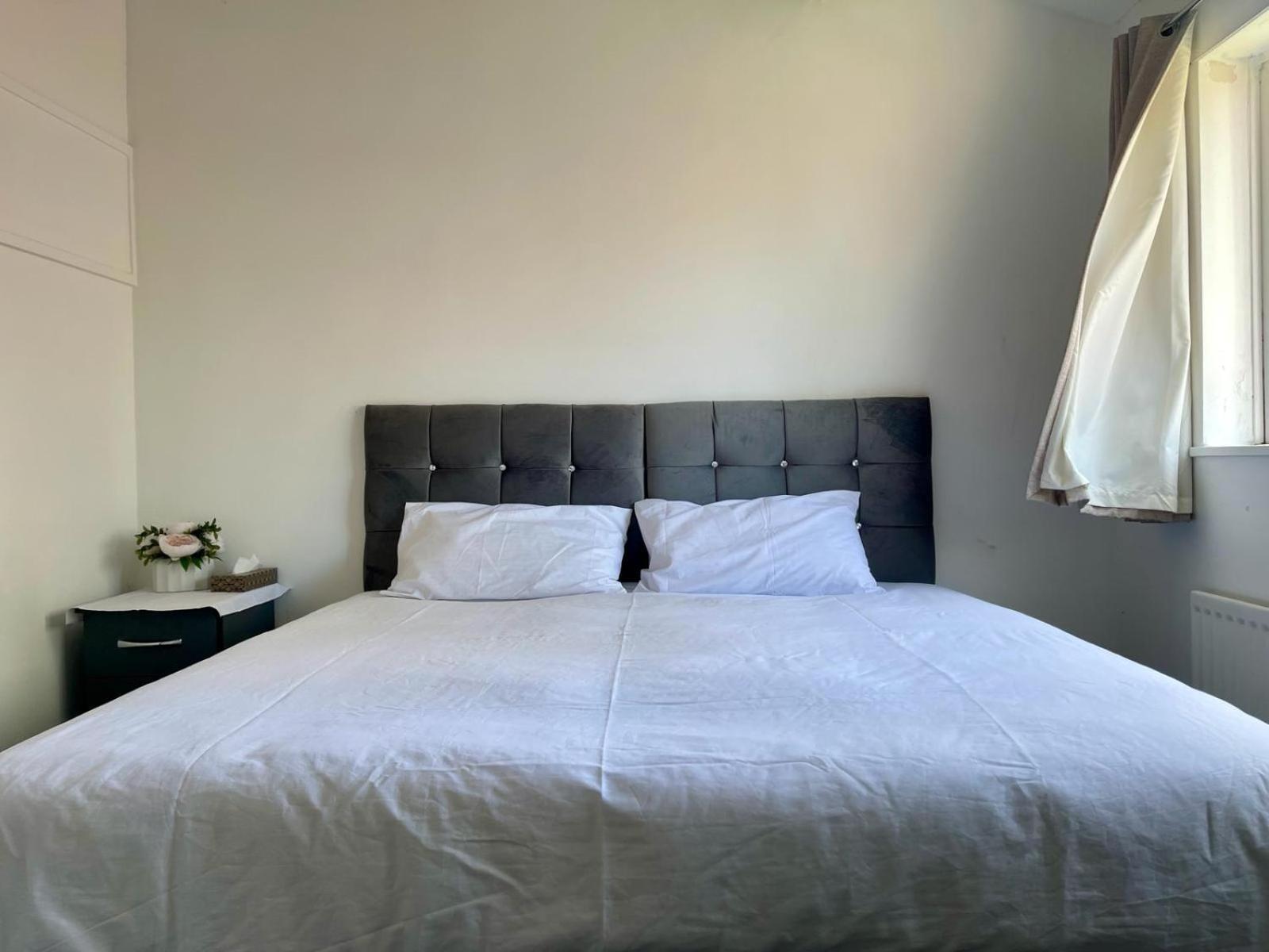Homestays-Close To Coventry City And University I Free Parking I Wi-Fi Exterior photo